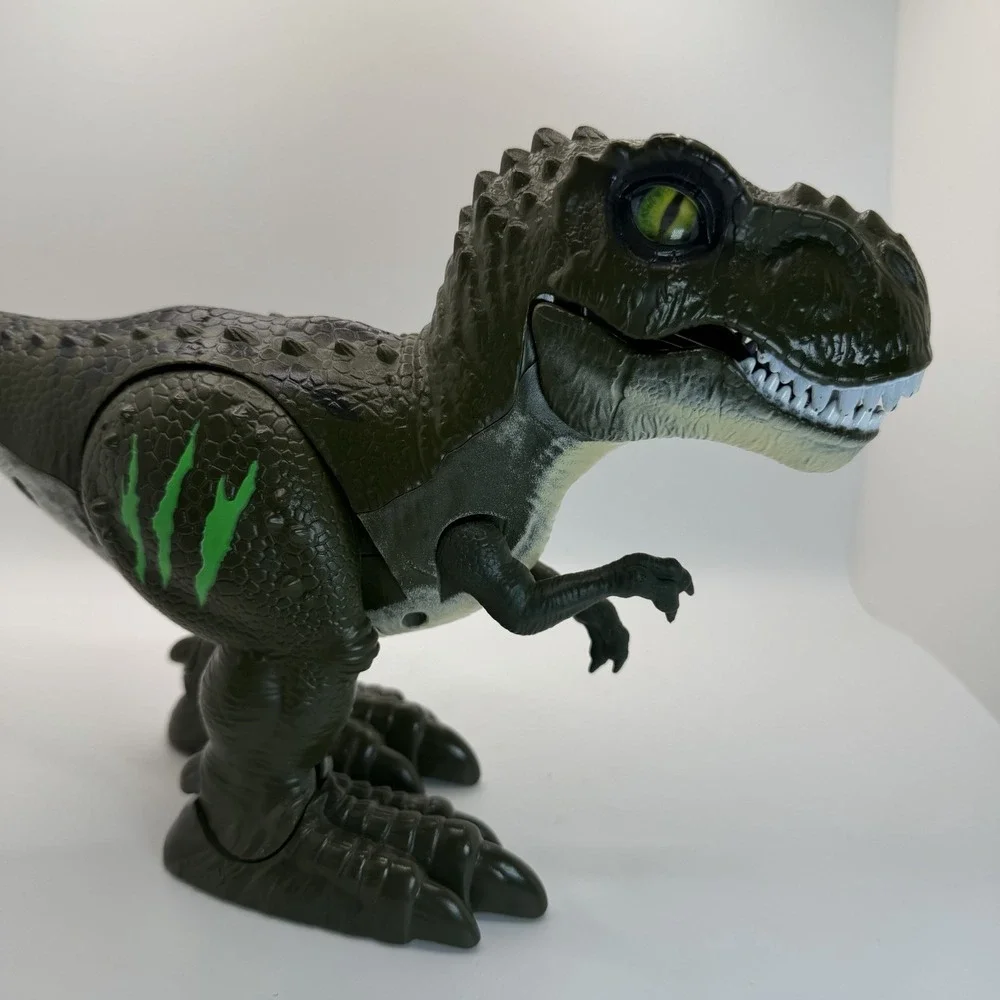 Robo Alive Attacking T-Rex Dinosaur Battery-Powered Walking